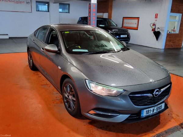 Opel Insignia Hatchback, Diesel, 2018, Grey