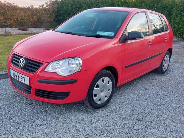 Volkswagen Polo Hatchback, Petrol, 2010, Red