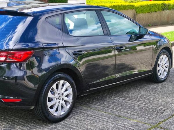SEAT Leon Hatchback, Petrol, 2013, Black