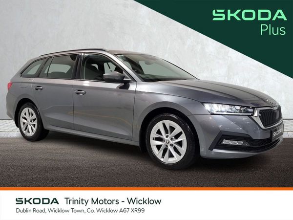 Skoda Octavia Estate, Petrol, 2023, Grey