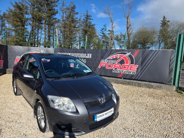 Toyota Auris Hatchback, Diesel, 2009, Grey