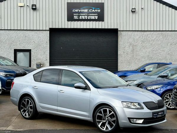 Skoda Octavia Hatchback, Diesel, 2015, Silver