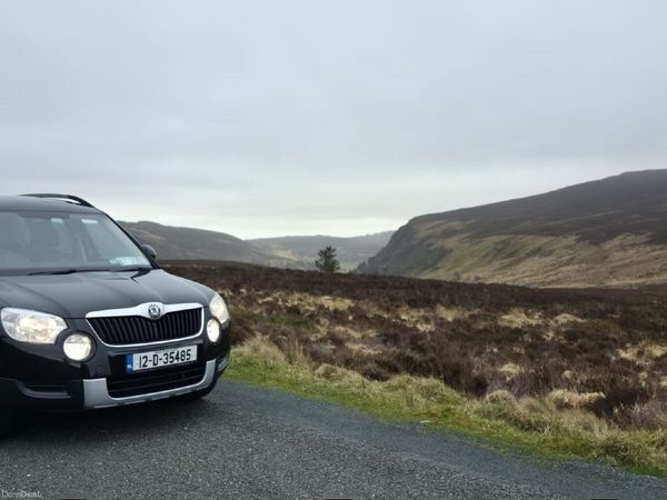 Skoda Yeti SUV, Diesel, 2012, Black