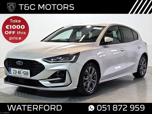 Ford Focus Hatchback, Petrol, 2023, Grey
