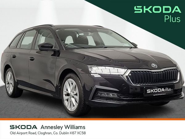 Skoda Octavia Estate, Petrol, 2021, Black