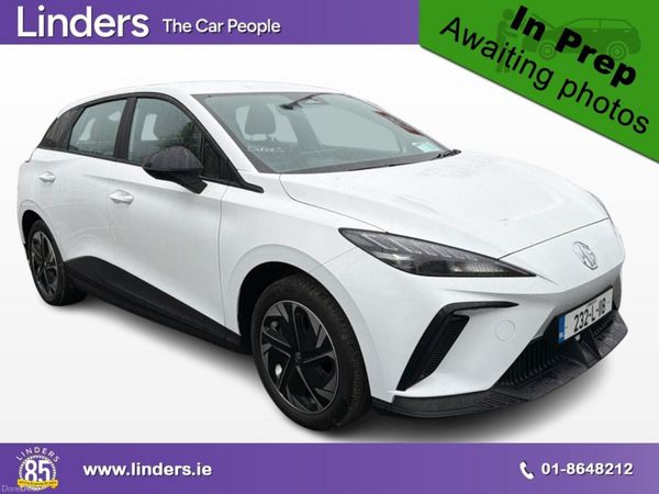 MG MG4 Hatchback, Electric, 2023, White