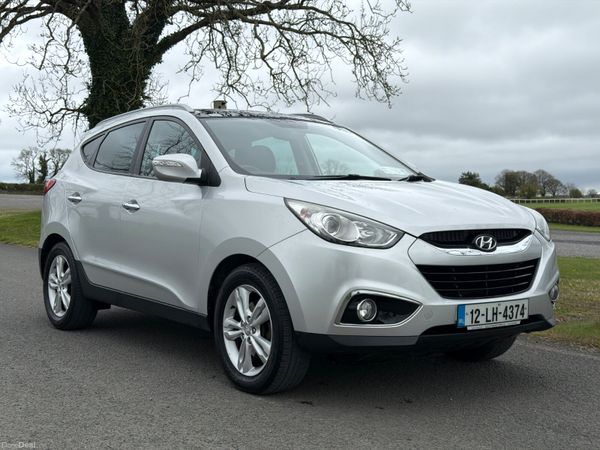 Hyundai ix35 SUV, Diesel, 2012, Silver