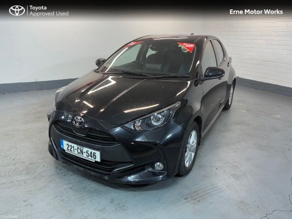 Toyota Yaris Hatchback, Petrol, 2022, Black