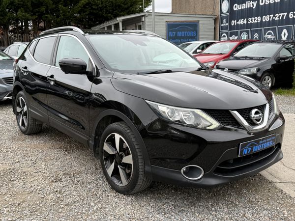 Nissan Qashqai SUV, Petrol, 2017, Black