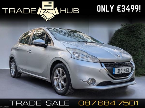 Peugeot 208 Hatchback, Petrol, 2013, Grey