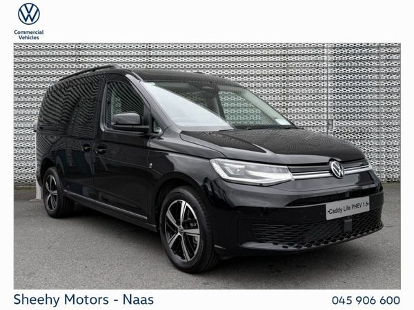 Volkswagen Caddy Maxi Life MPV, Petrol Plug-in Hybrid, 2026, Black