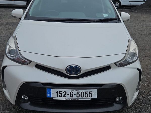 Toyota Prius MPV, Petrol Hybrid, 2015, White