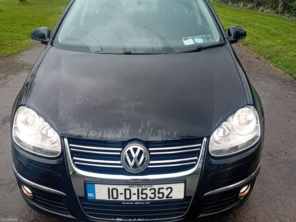 Volkswagen Jetta Saloon, Petrol, 2010, Black