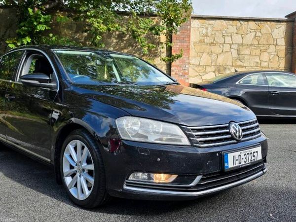 Volkswagen Passat Saloon, Diesel, 2011, Black