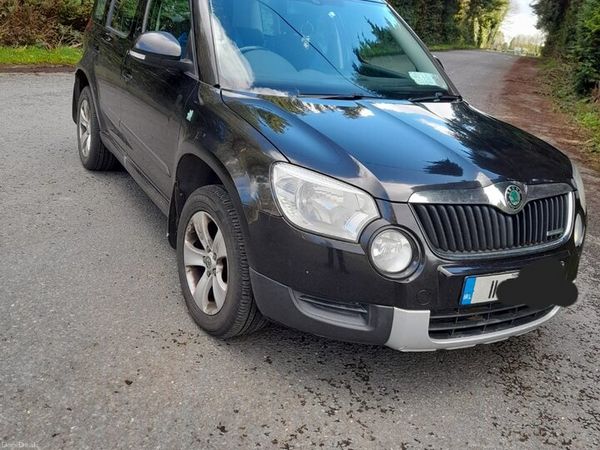 Skoda Yeti SUV, Diesel, 2011, Black