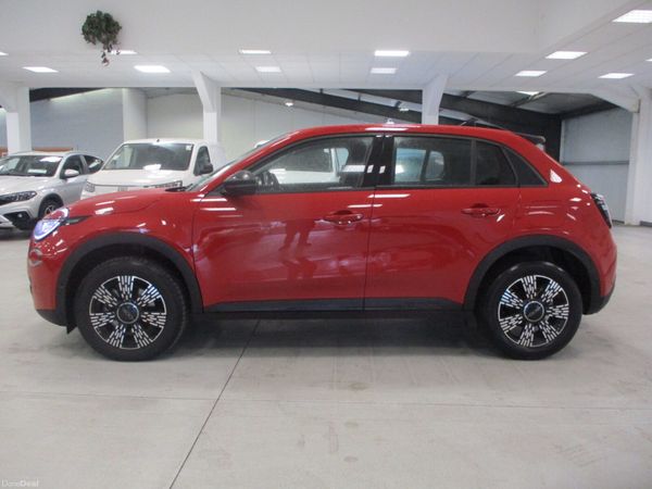 Fiat 600 Hatchback, Petrol Hybrid, 2025, Red