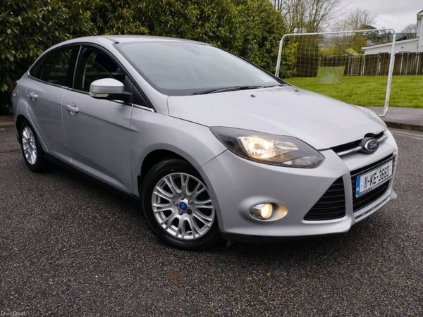 Ford Focus Saloon, Diesel, 2011, Silver