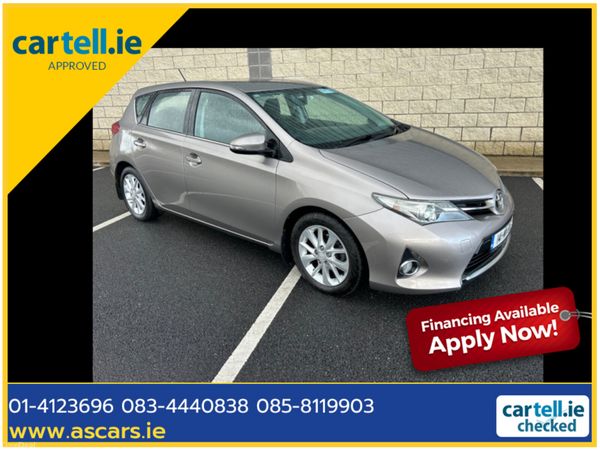 Toyota Auris Hatchback, Diesel, 2014, Bronze