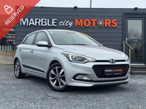Hyundai i20 Hatchback, Petrol, 2015, Silver