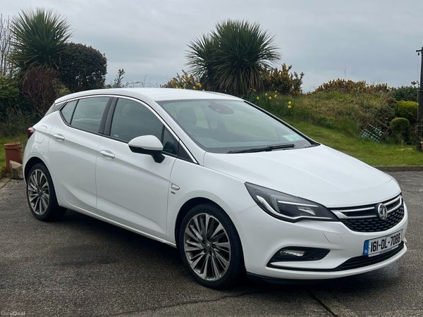 Vauxhall Astra Hatchback, Diesel, 2016, White