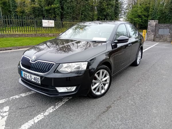 Skoda Octavia Saloon, Diesel, 2016, Black