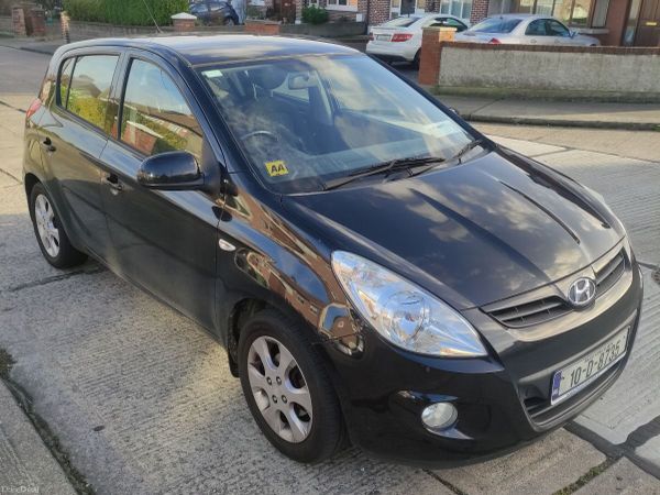 Hyundai i20 Hatchback, Petrol, 2010, Black