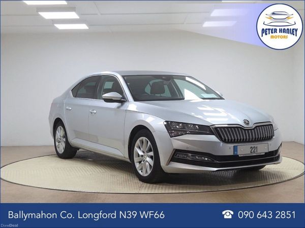 Skoda Superb Hatchback, Petrol Plug-in Hybrid, 2022, Silver