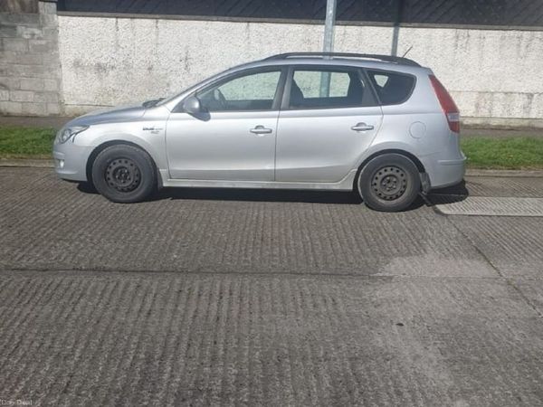 Hyundai i30 MPV, Diesel, 2012, Silver