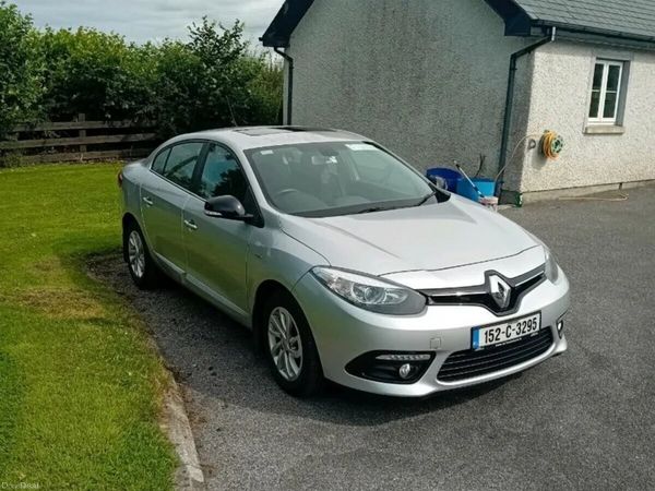 Renault Fluence Saloon, Diesel, 2015, Silver