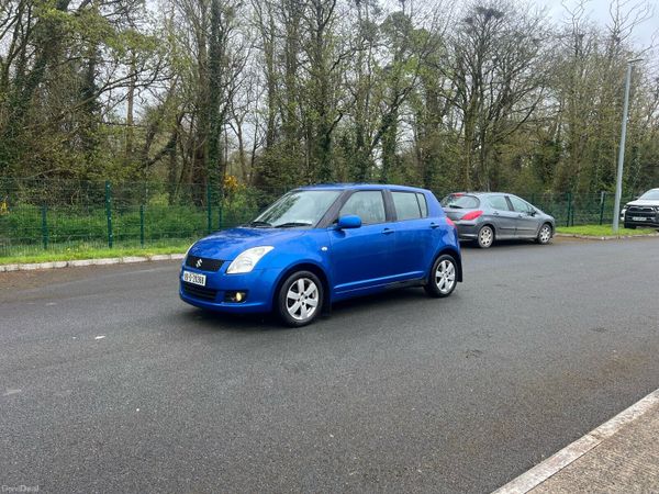 Suzuki Swift Hatchback, Petrol, 2009, Blue