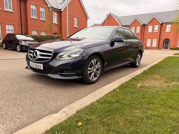 Mercedes-Benz E-Class Saloon, Diesel, 2014, Blue