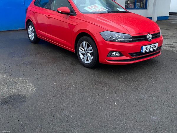Volkswagen Polo Hatchback, Petrol, 2019, Red