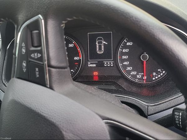 SEAT Arona SUV, Diesel, 2019, White