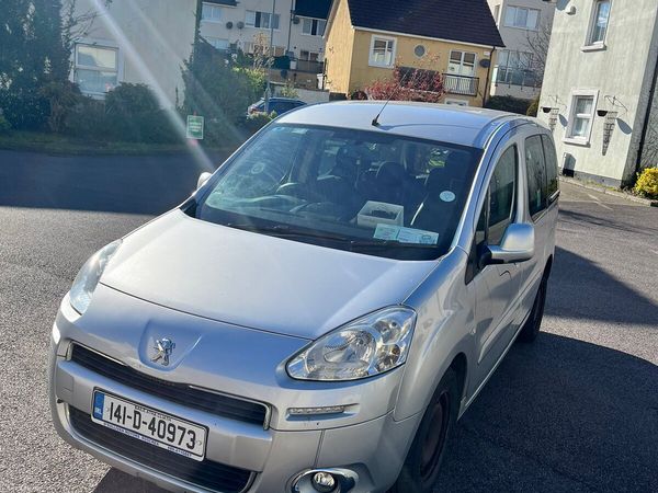 Peugeot Partner MPV, Diesel, 2014, Silver