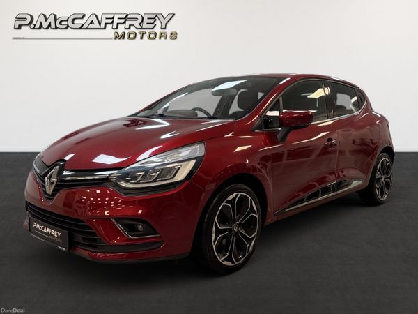 Renault Clio Hatchback, Petrol, 2019, Red