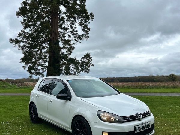 Volkswagen Golf Hatchback, Diesel, 2010, White