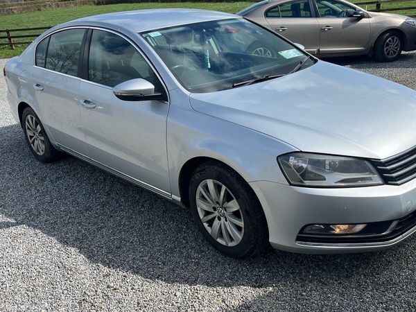 Volkswagen Passat Saloon, Diesel, 2014, Silver
