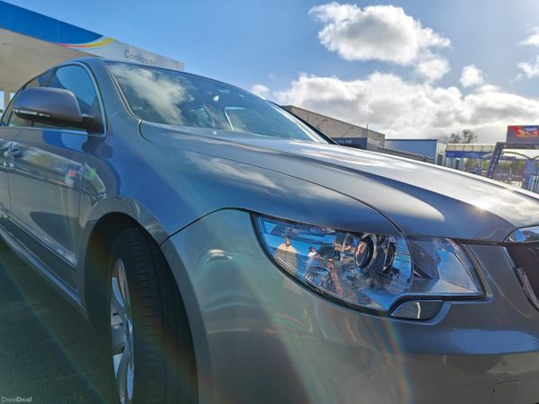 Skoda Superb Saloon, Diesel, 2011, Beige