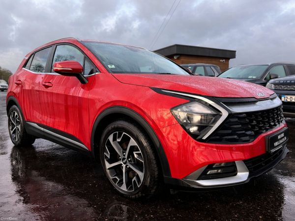 Kia Sportage SUV, Petrol Hybrid, 2022, Red