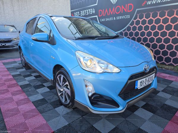 Toyota Aqua Hatchback, Petrol Hybrid, 2015, Blue