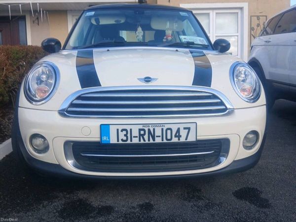 Mini Cooper Hatchback, Petrol, 2013, White
