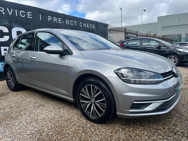 Volkswagen Golf Hatchback, Petrol, 2017, Silver