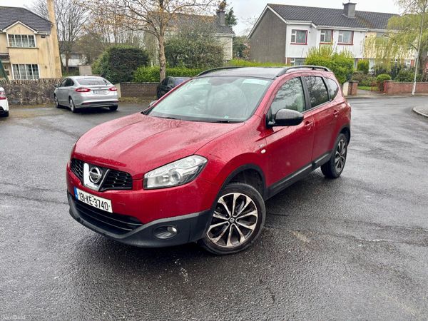 Nissan Qashqai+2 MPV, Diesel, 2013, Red