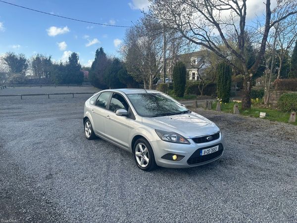 Ford Focus Hatchback, Diesel, 2011, Silver