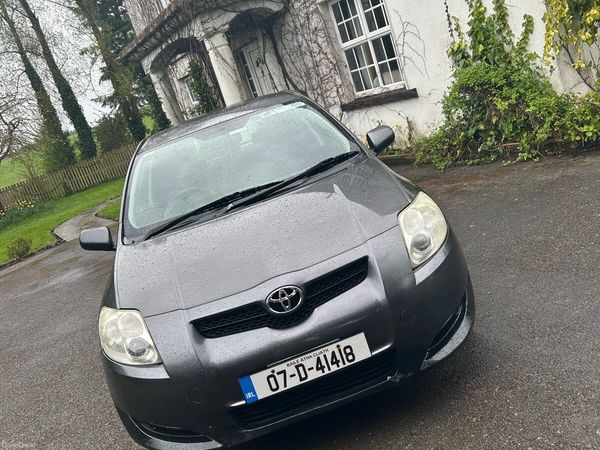 Toyota Auris Hatchback, Petrol, 2007, Grey