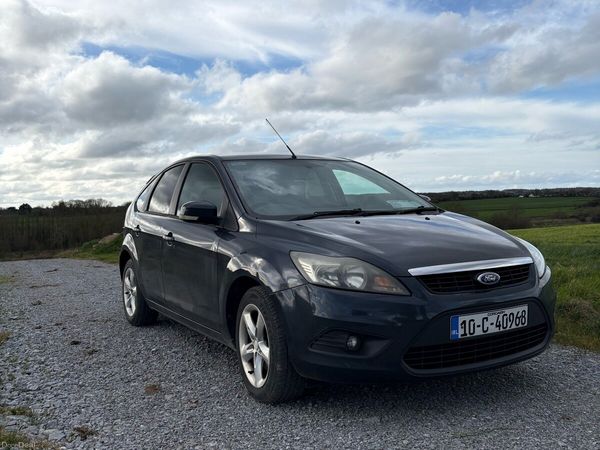 Ford Focus Hatchback, Diesel, 2010, Grey