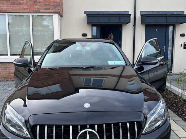 Mercedes-Benz C-Class Saloon, Petrol Plug-in Hybrid, 2016, Black