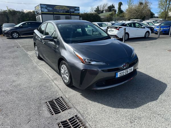 Toyota Prius Hatchback, Petrol Hybrid, 2022, Grey
