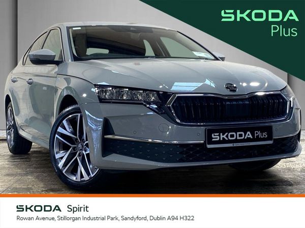 Skoda Octavia Saloon, Petrol, 2025, Grey