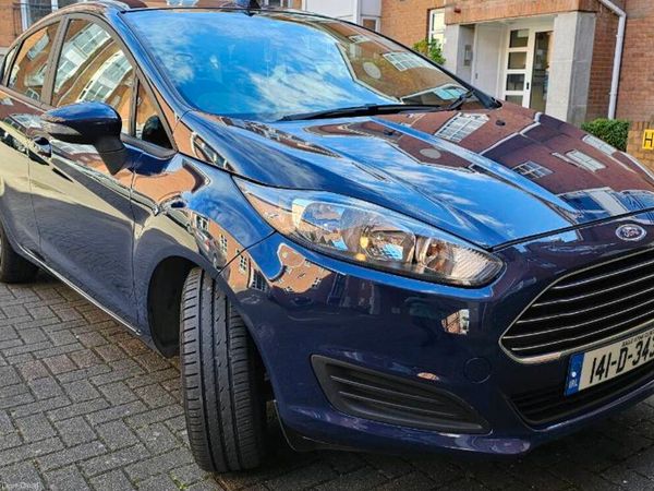 Ford Fiesta Hatchback, Petrol, 2014, Blue